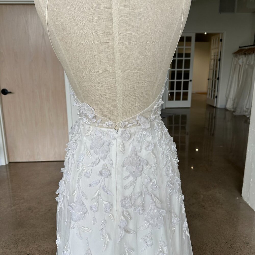 Alexandra Grecco Lumia Wedding Gown - Picture 4 of 9
